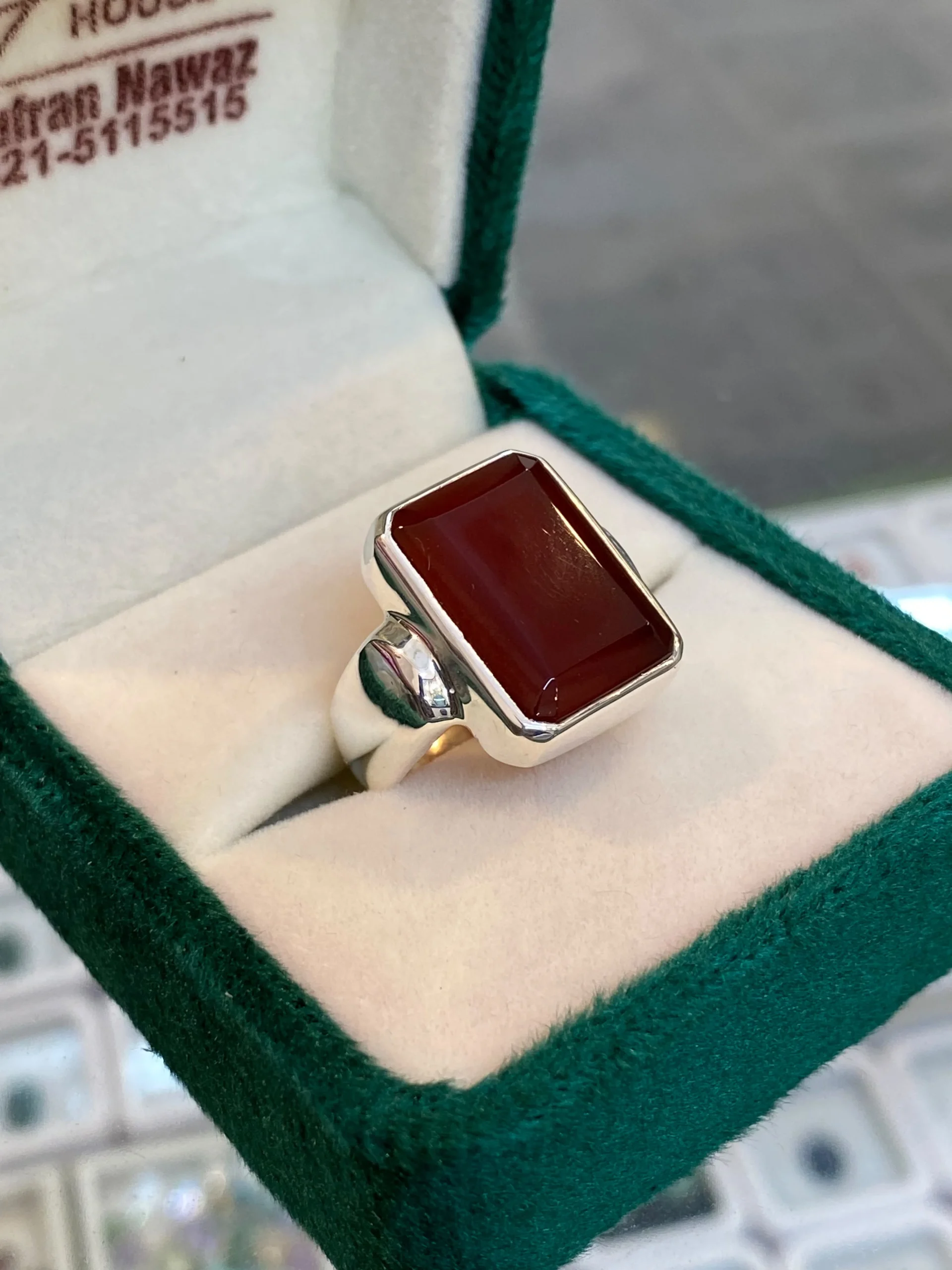 Deep Red Aqeeq Ring in Sterling Silver - Image 5