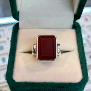 Deep Red Aqeeq Ring in Sterling Silver